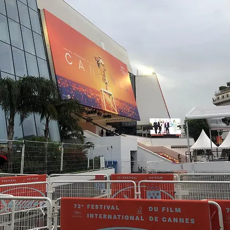 Cannes, Palme D'argent 公寓 *